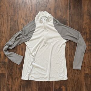 Patagonia XL White and Gray Capilene 2 Lightweight Base Layer 1/4 Zip Pullover